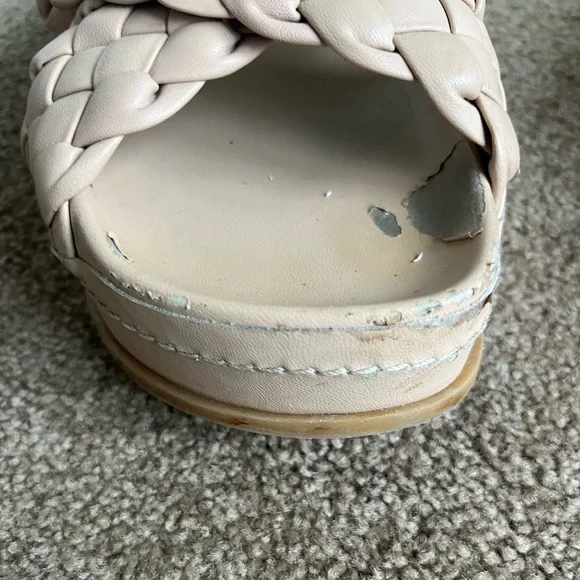 Dolce Vita Women's Cream Woven Sandals - Picture 3 of 7